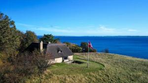 Home With View Of Ebeltoft Bay