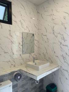 Banana House 2 Coconut Lane