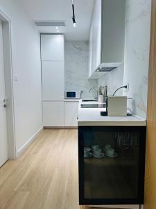 Seaside Garden Retreat-Santorini Village Drymades