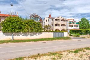 First-class apartment Gašpar 3 near the beach