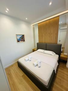 Seaside Garden Retreat-Santorini Village Drymades