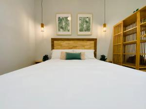 FLORIT FLATS - The Cabanyal Suites 04