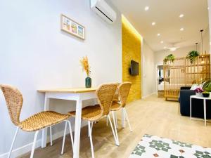 FLORIT FLATS - The Cabanyal Suites 04