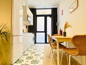 FLORIT FLATS - The Cabanyal Suites 04