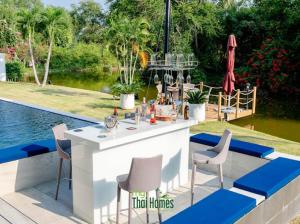 An Exceptional Luxury Villa Offering amazing lake view and refined living