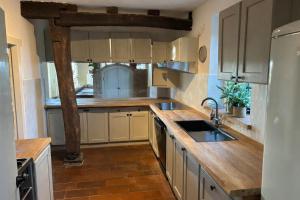 Japandi Lounge - Den Bosch- Sauna- Tub- Pizza Oven