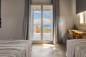 Poseidon of Paros Hotel & Spa