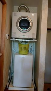 石垣島の西海岸 絶景夕陽スポットの海まで1分 キッチン付きのワンルーム RoomC