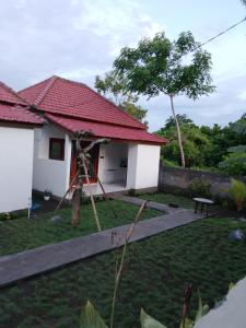 W home stay tulamben