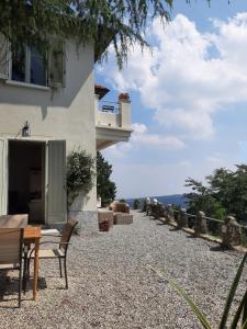Villa Oreste, 4 bedroom period villa with view