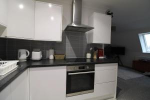Colchester Roof Top Flat - Central, Business, Travel