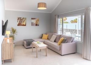 Casa Alegranza 1A 2 by Escape Home