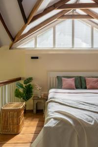 Tool House - Great Estate Stay for Remote Work