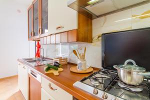 Villa Marzia With Garden And Near The Sea - Happy Rentals