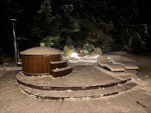 Romantic cozy house Kirzacinas pirts with sauna close to seaside