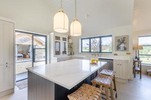 4 Bed in Halfway oc-t33077