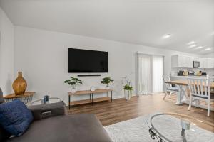 Cozy 2BR Near Eastport Town Square & Middleton