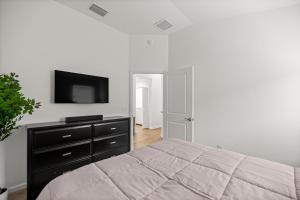 Cozy 2BR Near Eastport Town Square & Middleton