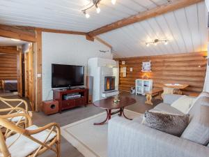 Holiday Home Ainola by Interhome