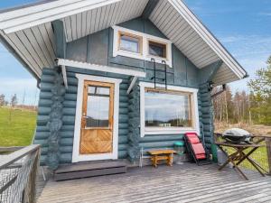 Holiday Home Aurinkotupa by Interhome