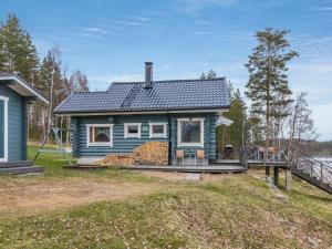 Holiday Home Aurinkotupa by Interhome