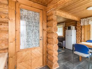 Holiday Home Aurinkotupa by Interhome