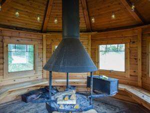 Holiday Home Vuorimaja by Interhome