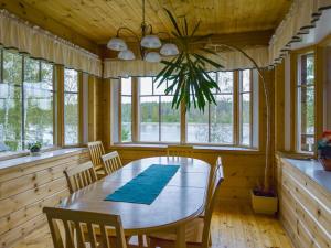 Holiday Home Vuorimaja by Interhome