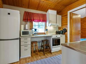 Holiday Home Aittolahti 2 by Interhome