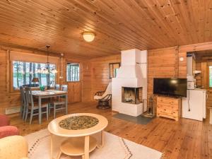 Holiday Home Mäntyranta by Interhome