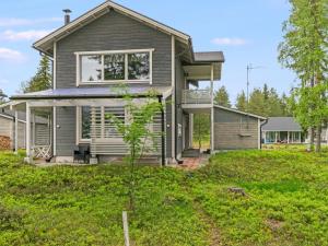 Holiday Home Paltamon golfhovi b by Interhome