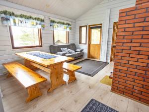 Holiday Home Aurinkoranta by Interhome