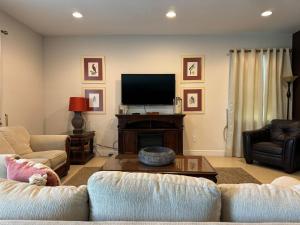 7738-IBRHAIM · 7738 Fairfax Dream Home