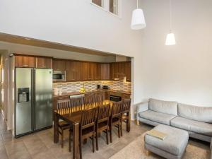 Holiday Home 4 seasons b 2 by Interhome