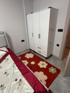 Huzurlu Aile Evi Kuşadası Güvenlikli Havuzlu Site