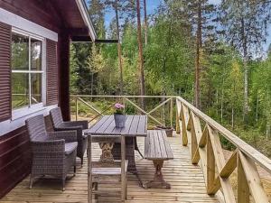 Holiday Home Ylähuone by Interhome
