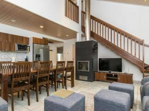 Holiday Home 4 seasons hymy a by Interhome