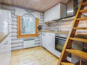 Holiday Home Kalliohonka by Interhome