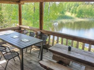 Holiday Home Kalliohonka by Interhome