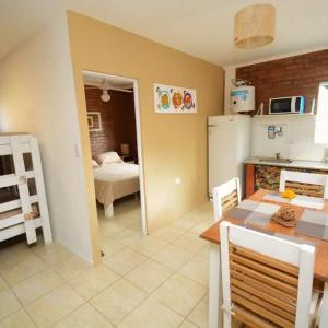 Complejo cerca del rio