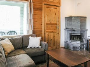 Holiday Home Yläneuvola lanssi by Interhome