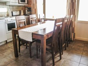 Holiday Home Yläneuvola lanssi by Interhome