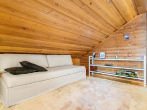 Holiday Home Tipuniemi by Interhome