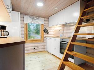 Holiday Home Kalliokoivu by Interhome
