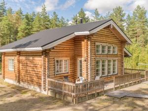 Holiday Home Valkealammi by Interhome