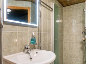 Holiday Home Vadelma by Interhome