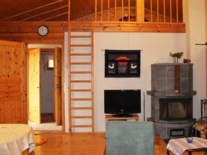 Holiday Home Keltavuokko by Interhome