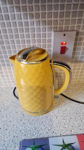 Tower St Cranes Murals Titanic 3br-6guests