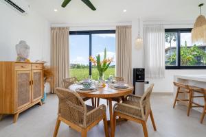 Villa Sawahku - 2BR Private Villa with Rooftop & Rice Field View