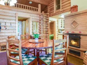 Holiday Home Kivitasku by Interhome